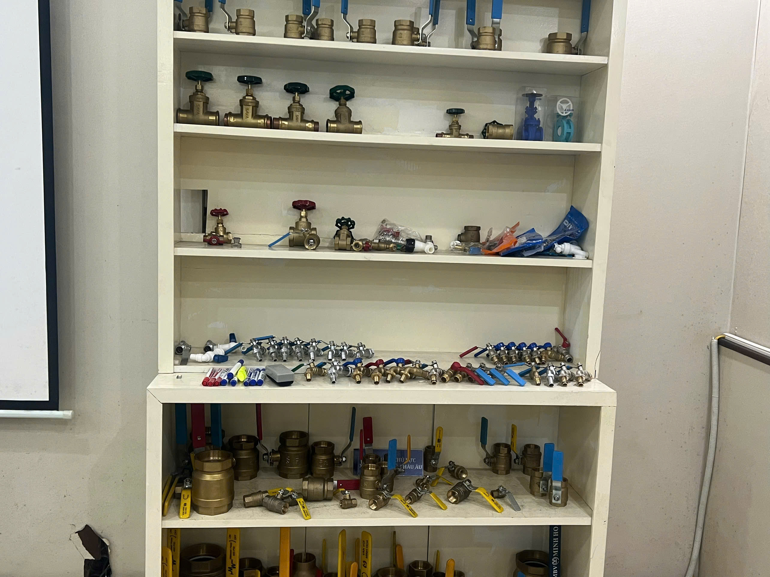 Samples shelf 21.jpg